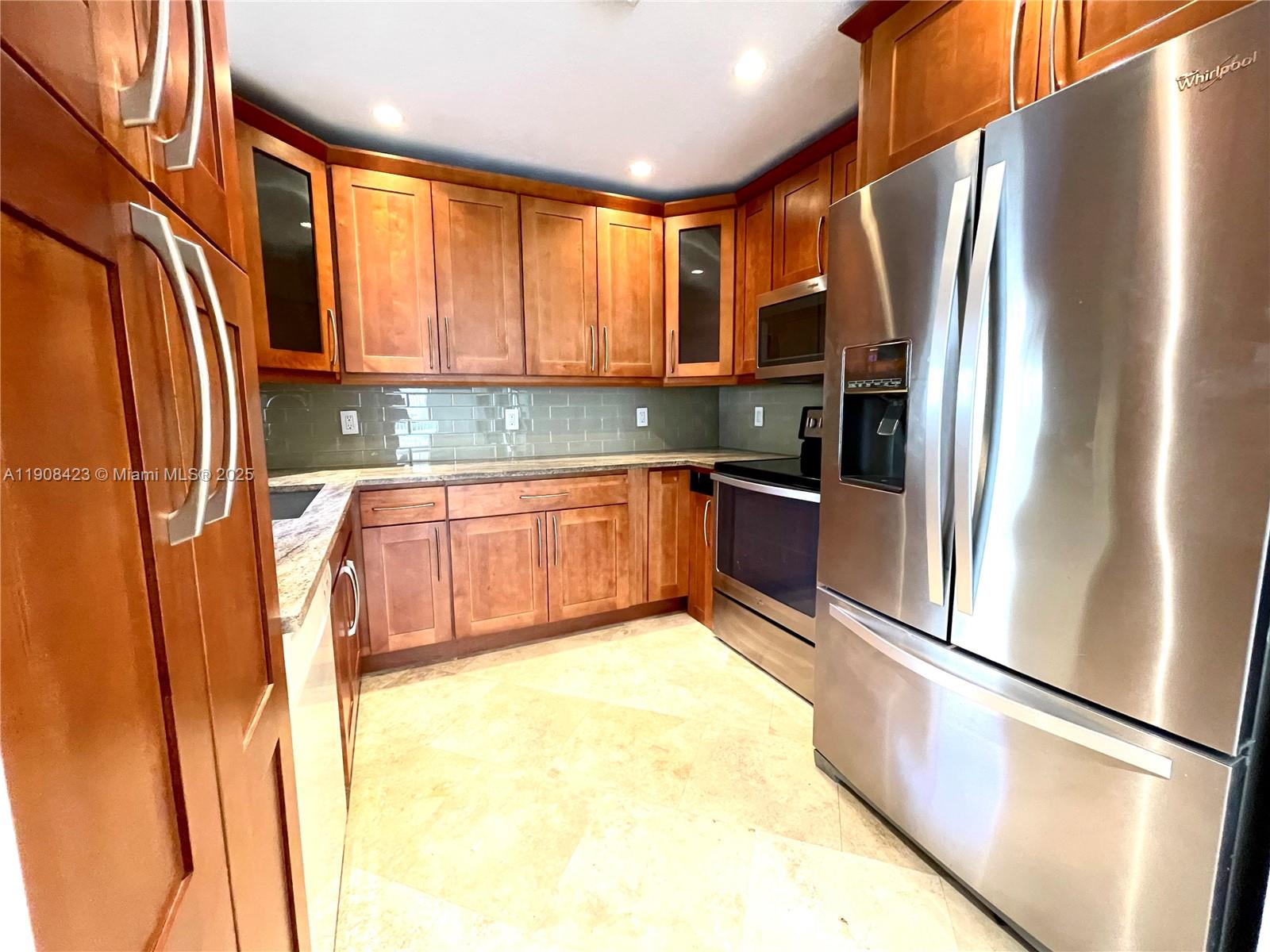 KARANDA VILLAGE III - Residential Lease