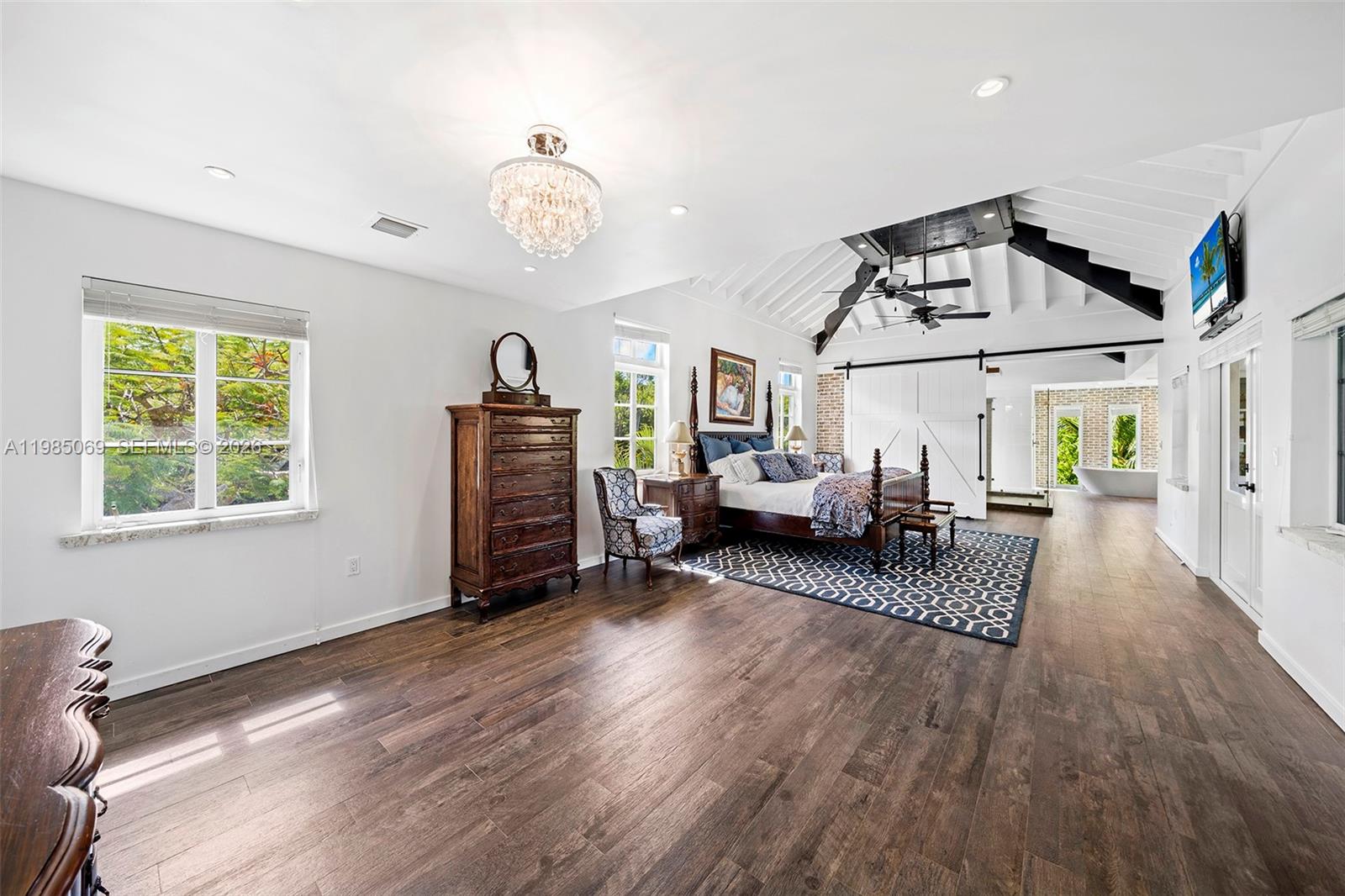 MARTIN BROS LUDLAM ACRES - Residential