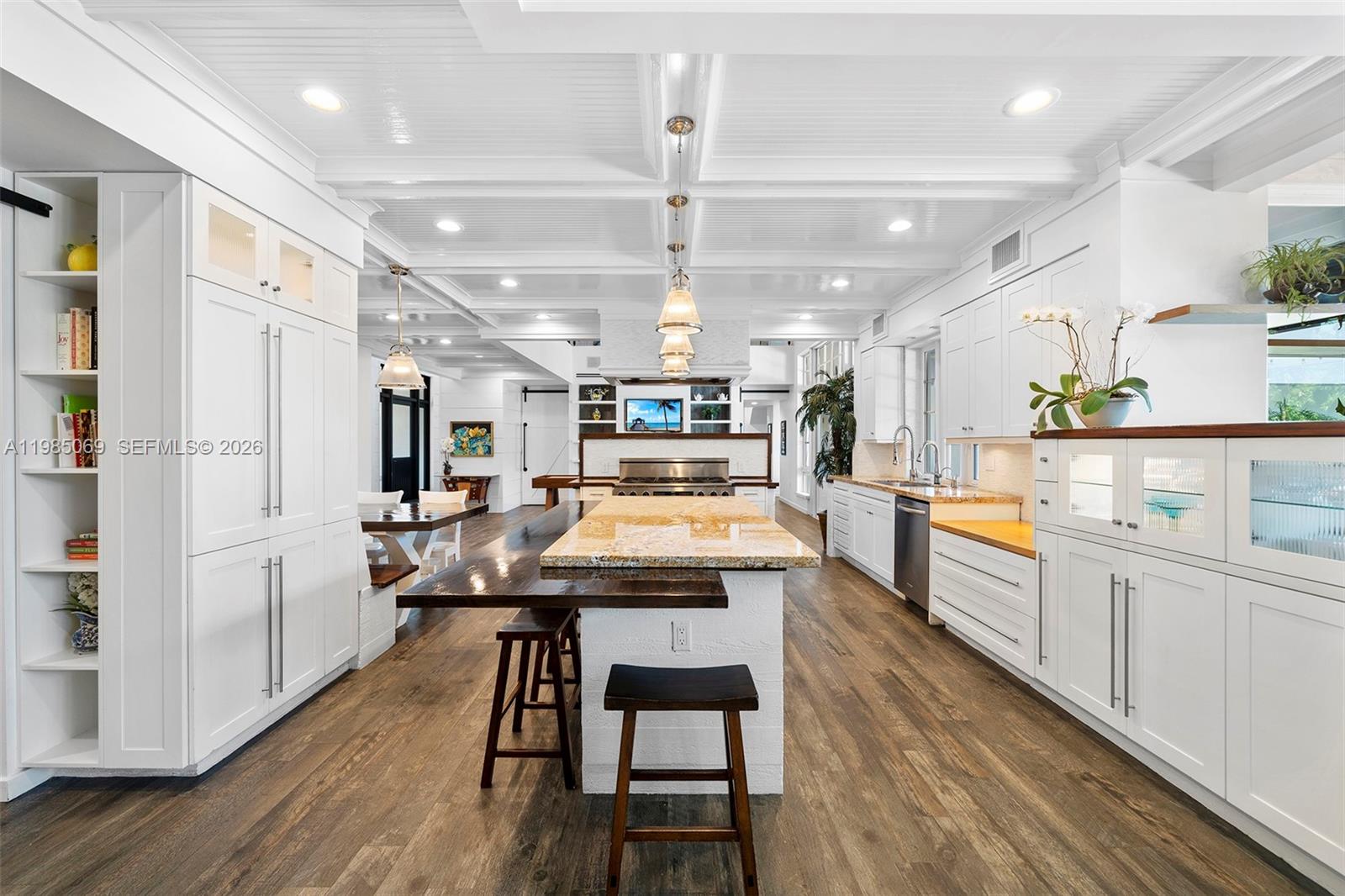 MARTIN BROS LUDLAM ACRES - Residential