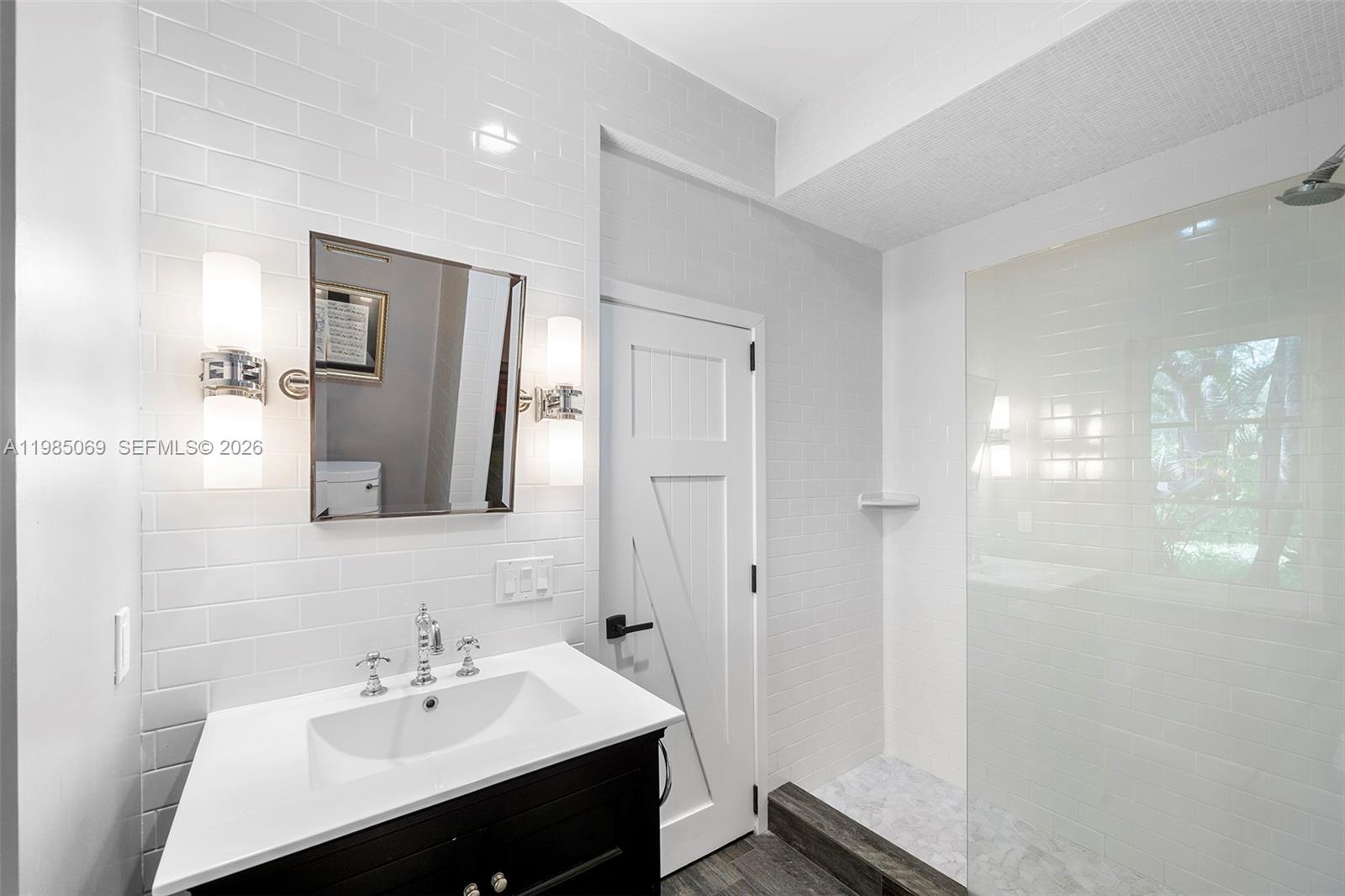 MARTIN BROS LUDLAM ACRES - Residential