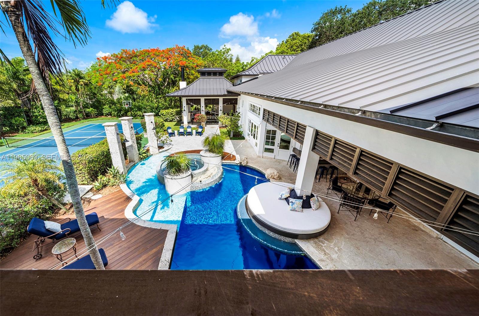 MARTIN BROS LUDLAM ACRES - Residential