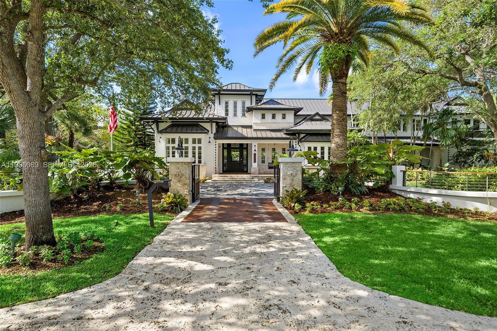 MARTIN BROS LUDLAM ACRES - Residential