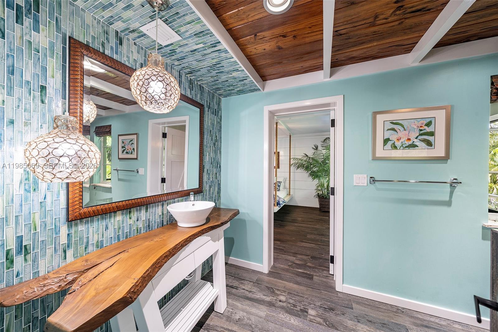 MARTIN BROS LUDLAM ACRES - Residential