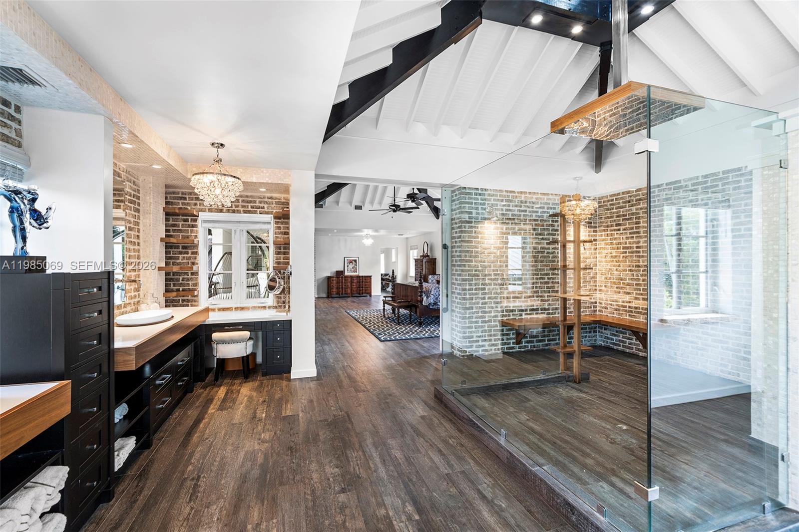 MARTIN BROS LUDLAM ACRES - Residential