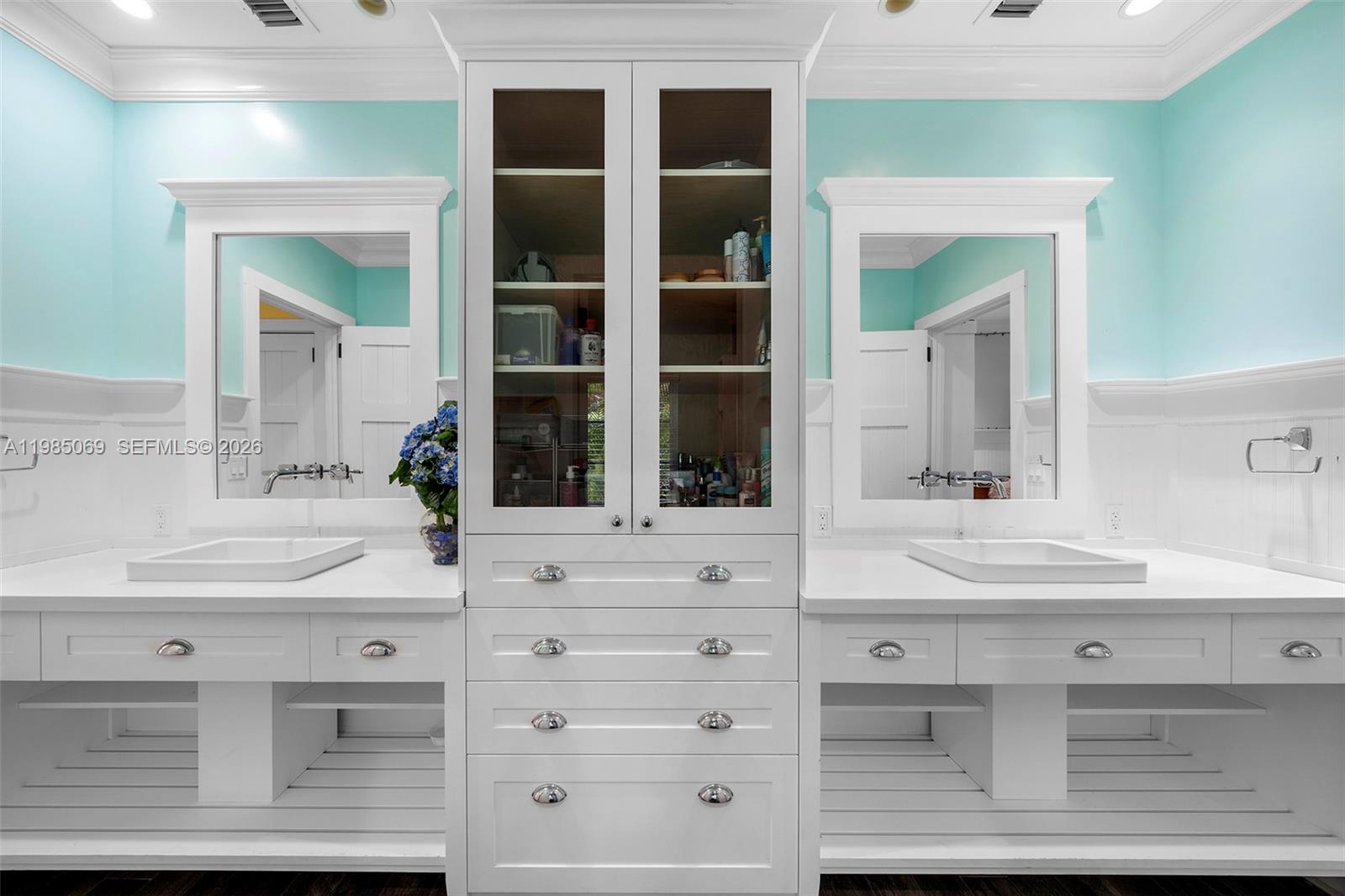 MARTIN BROS LUDLAM ACRES - Residential