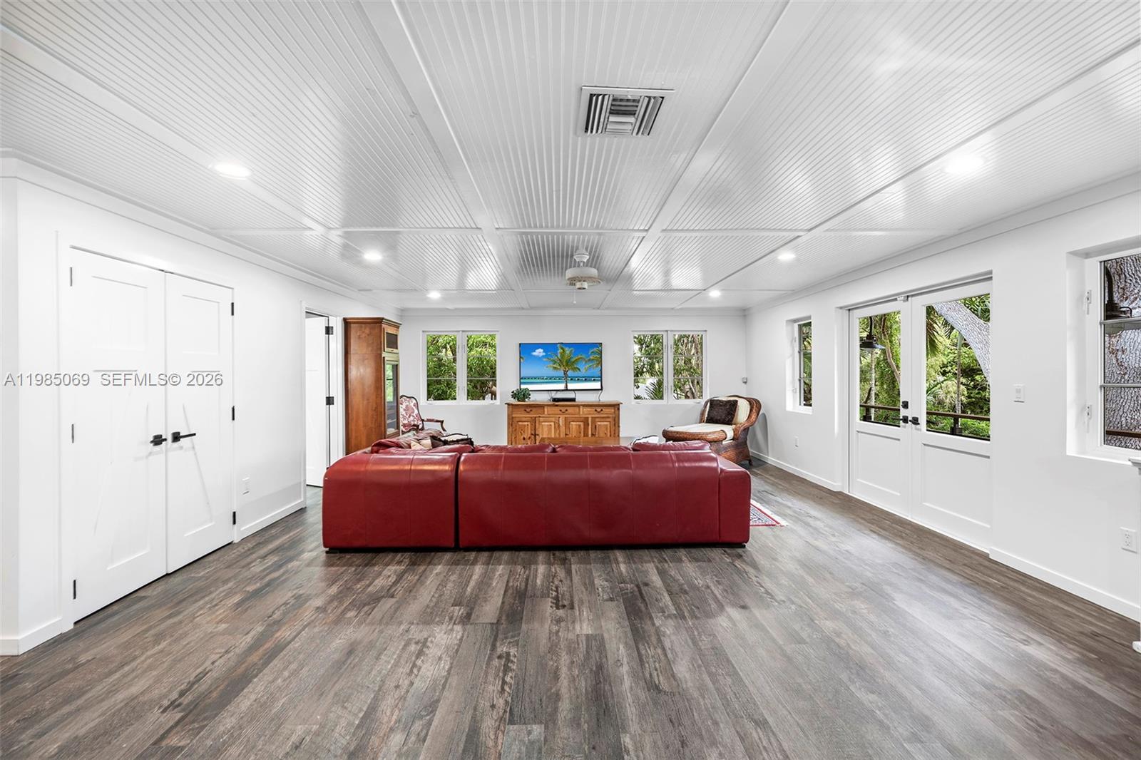 MARTIN BROS LUDLAM ACRES - Residential