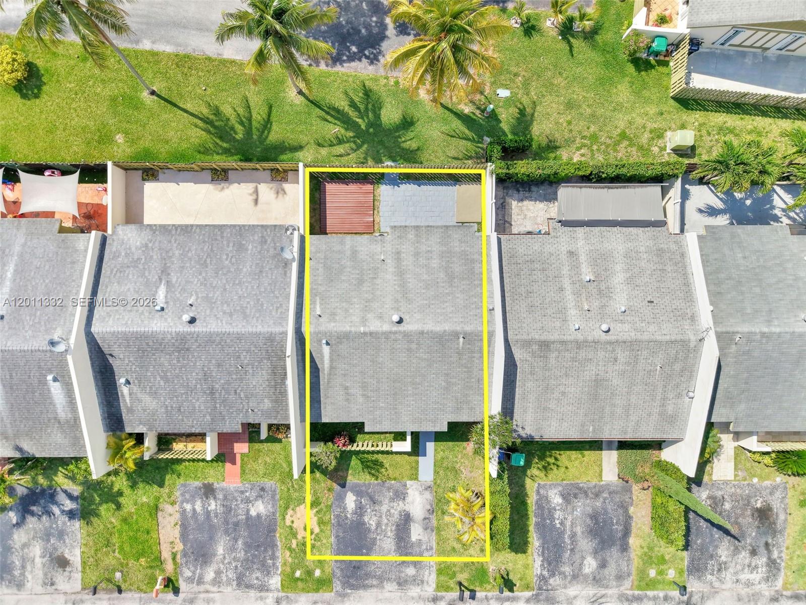 DEVON-AIRE VILLAS SEC 6 - Residential