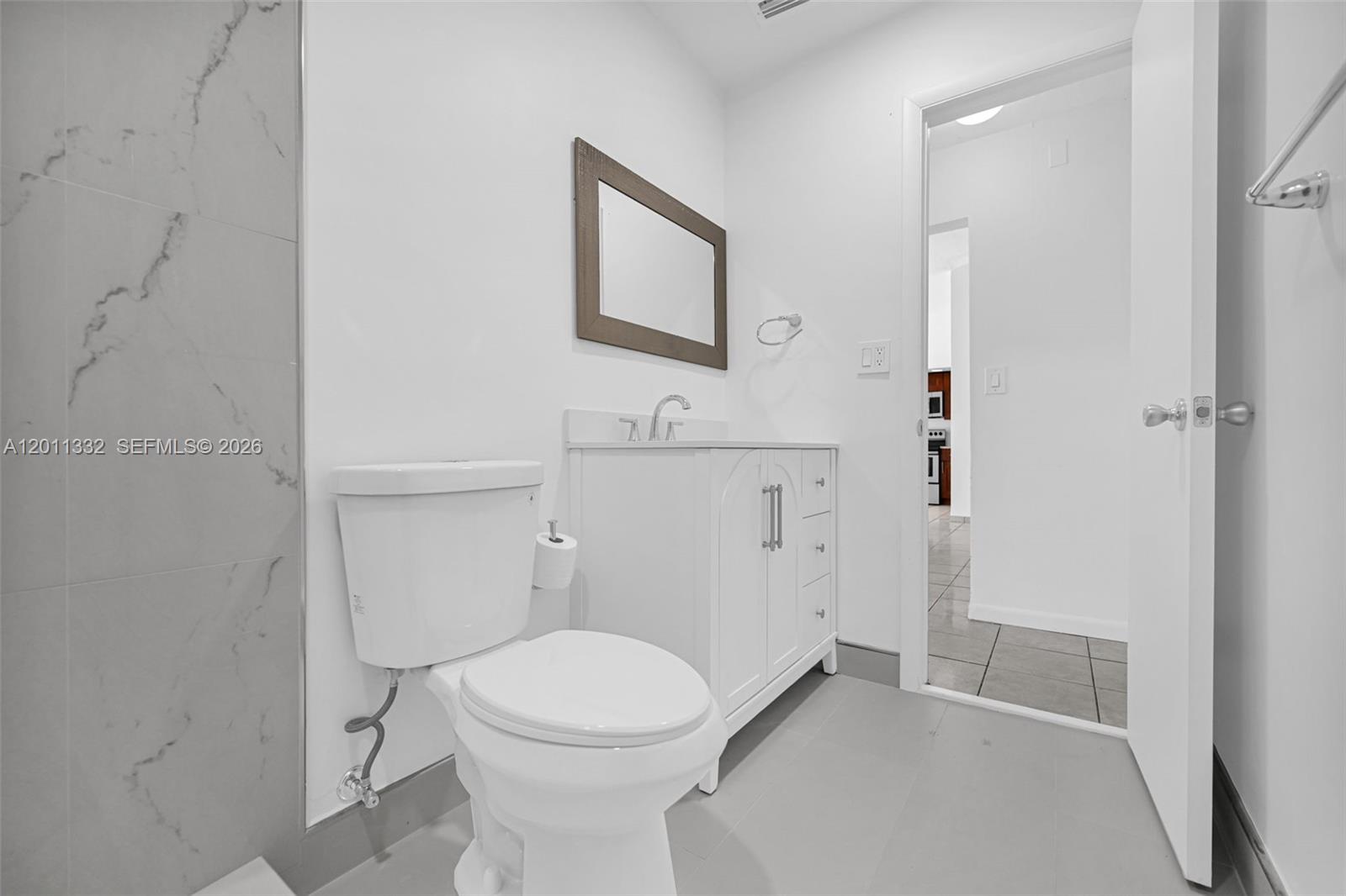 DEVON-AIRE VILLAS SEC 6 - Residential