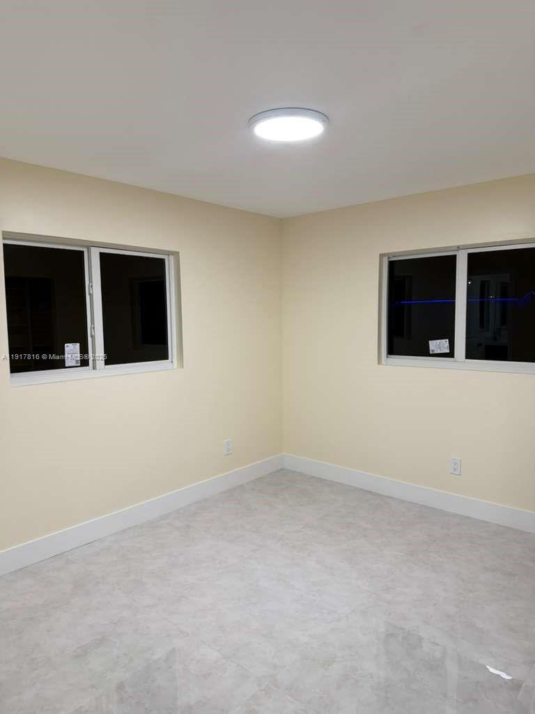 DRIFTWOOD ESTATES NO 5 - Residential Lease