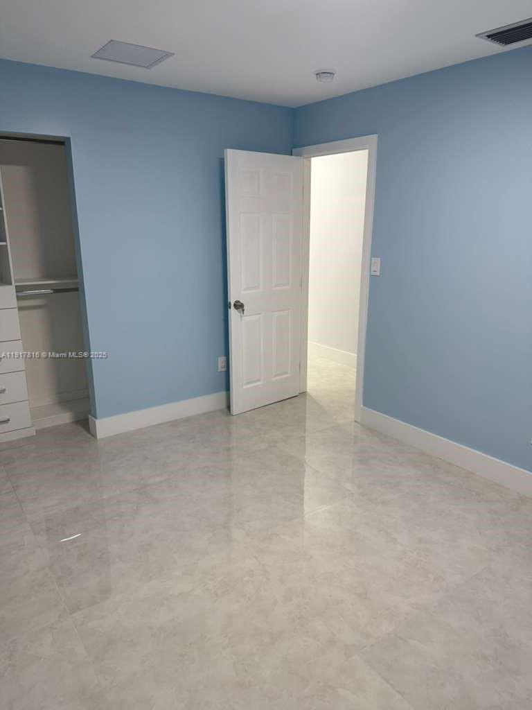 DRIFTWOOD ESTATES NO 5 - Residential Lease