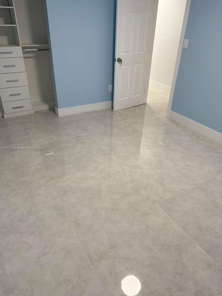 DRIFTWOOD ESTATES NO 5 - Residential Lease