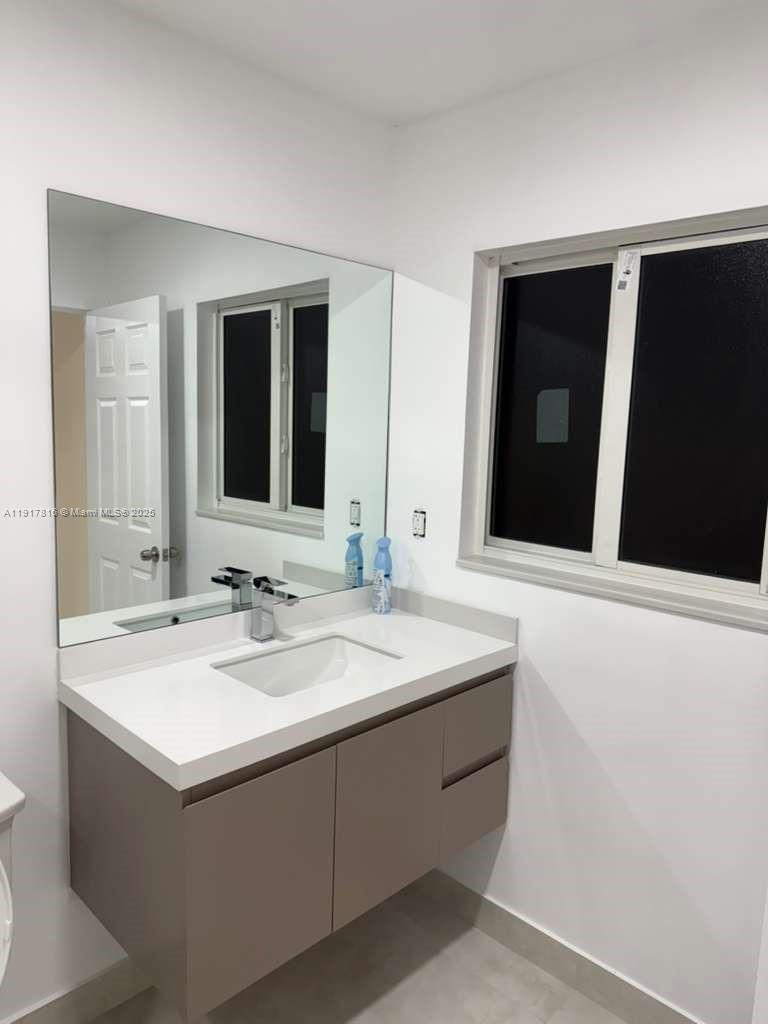 DRIFTWOOD ESTATES NO 5 - Residential Lease