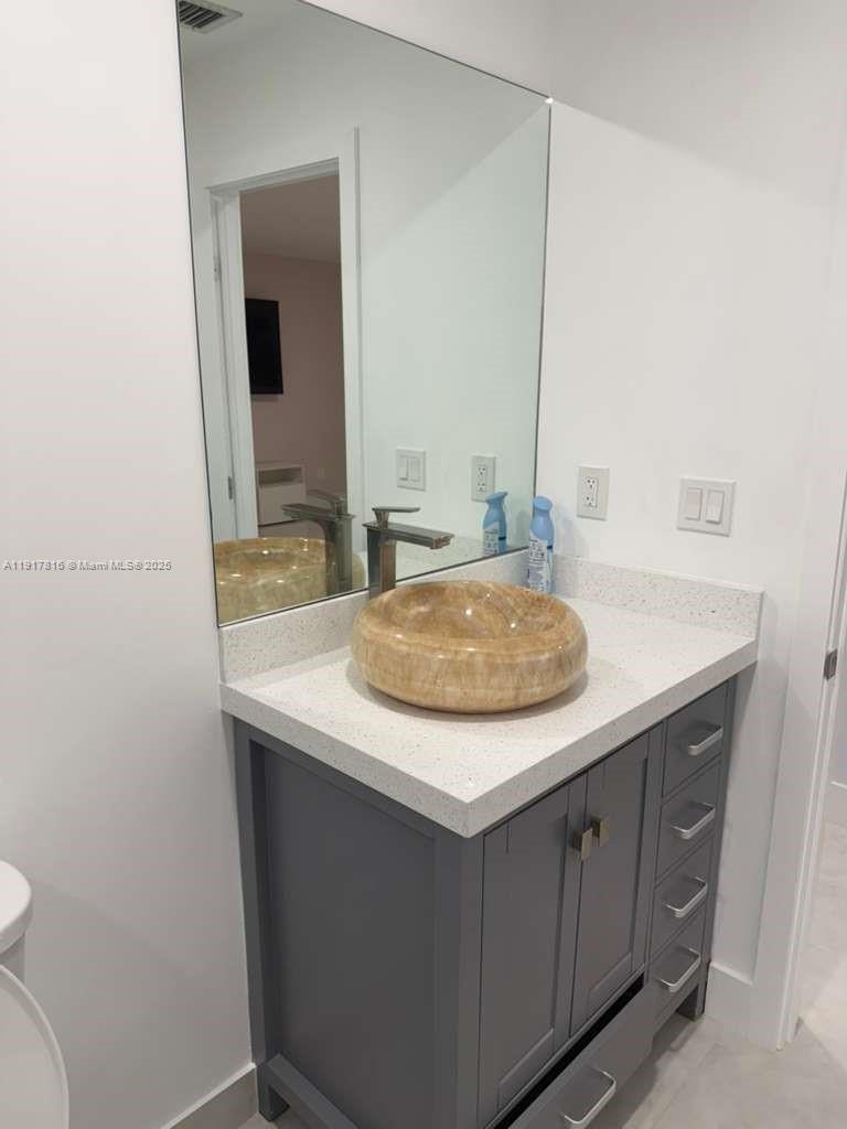 DRIFTWOOD ESTATES NO 5 - Residential Lease