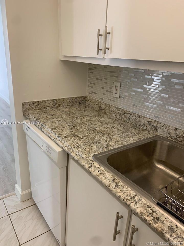 2350 NE 135th St 510