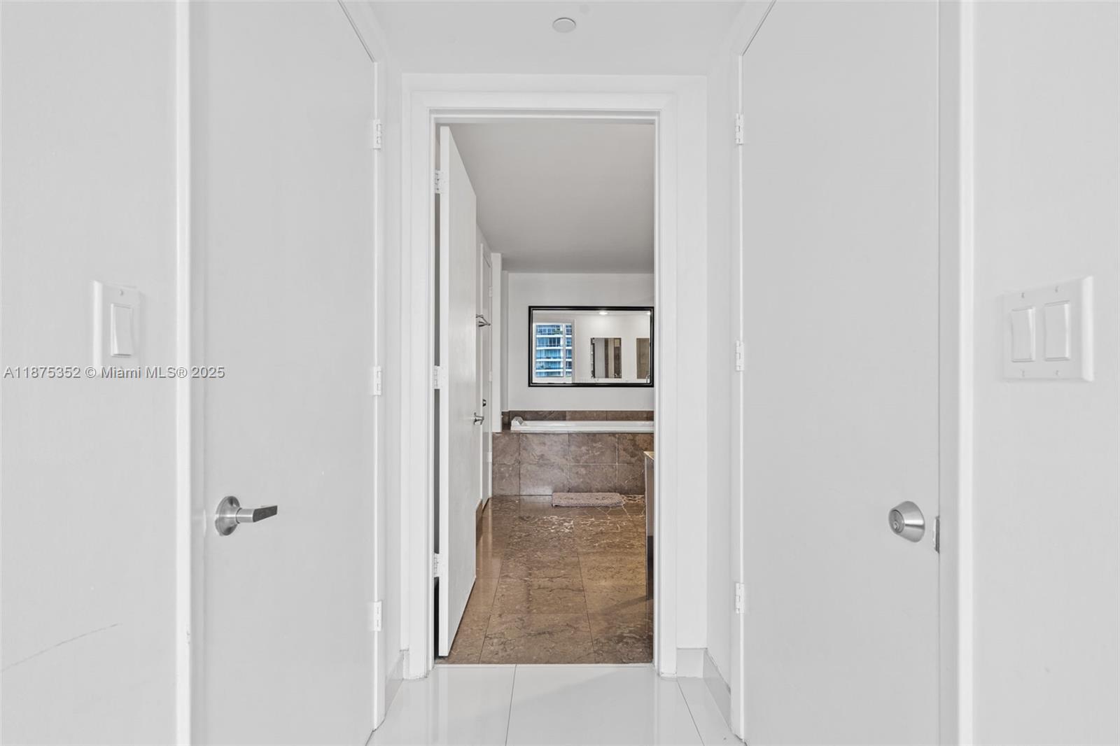 ICON BRICKELL CONDO NO 3 - Residential