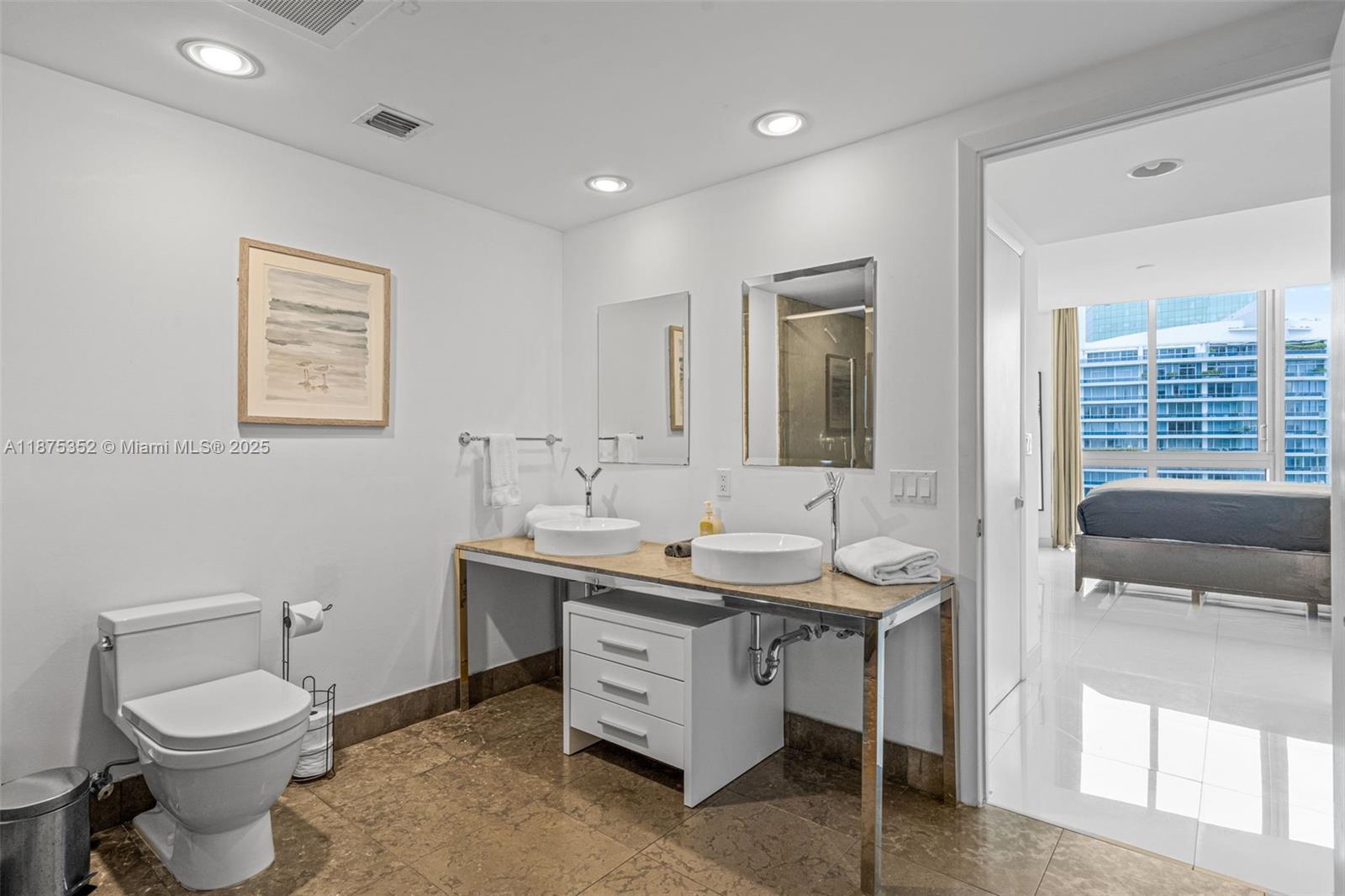 ICON BRICKELL CONDO NO 3 - Residential