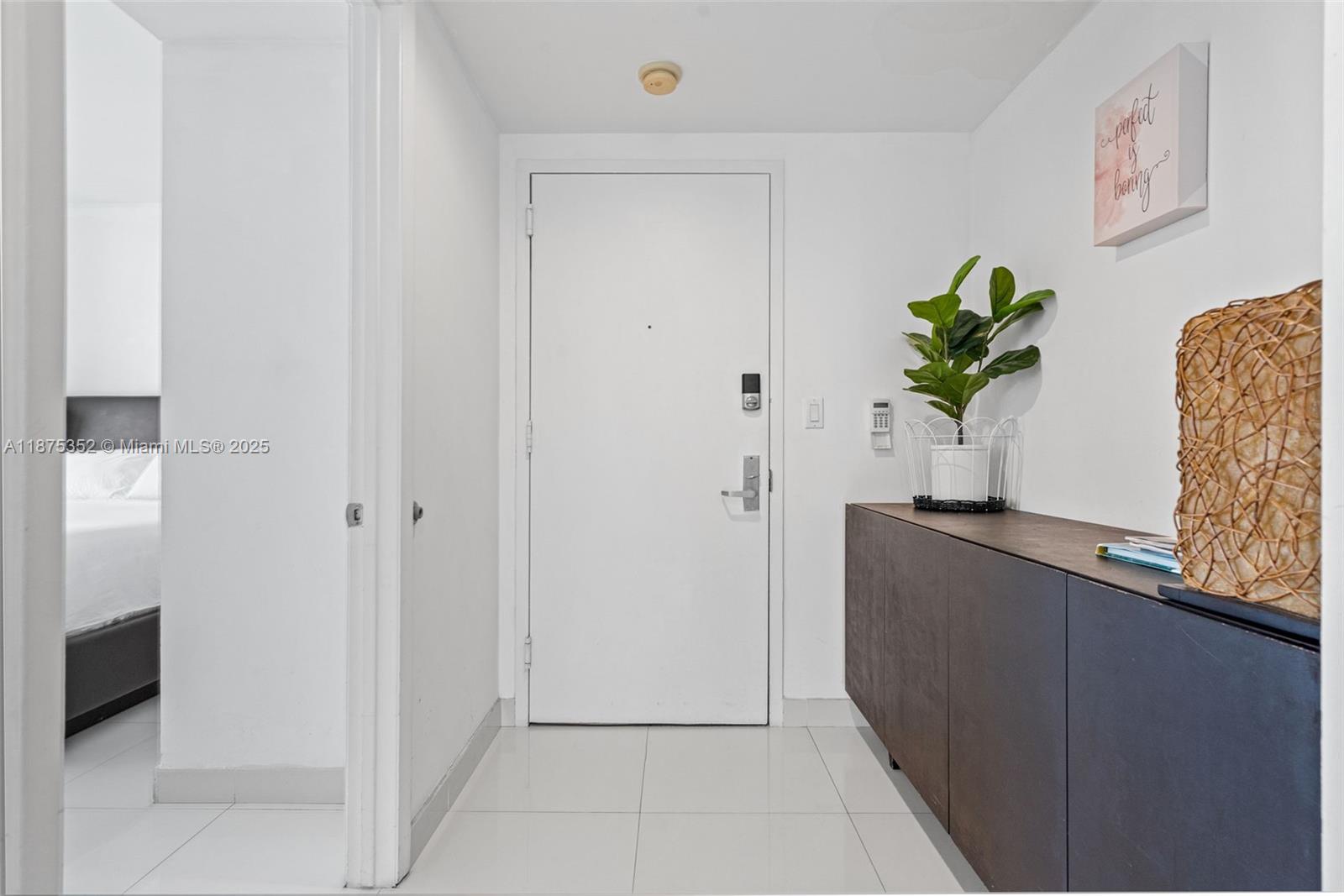 ICON BRICKELL CONDO NO 3 - Residential