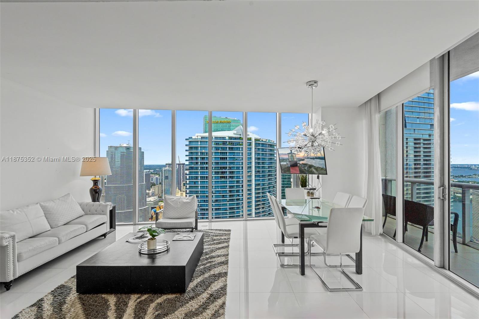 ICON BRICKELL CONDO NO 3 - Residential