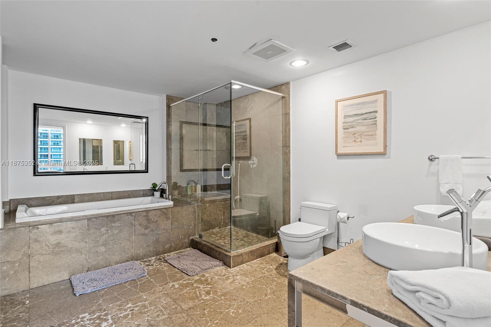 ICON BRICKELL CONDO NO 3 - Residential