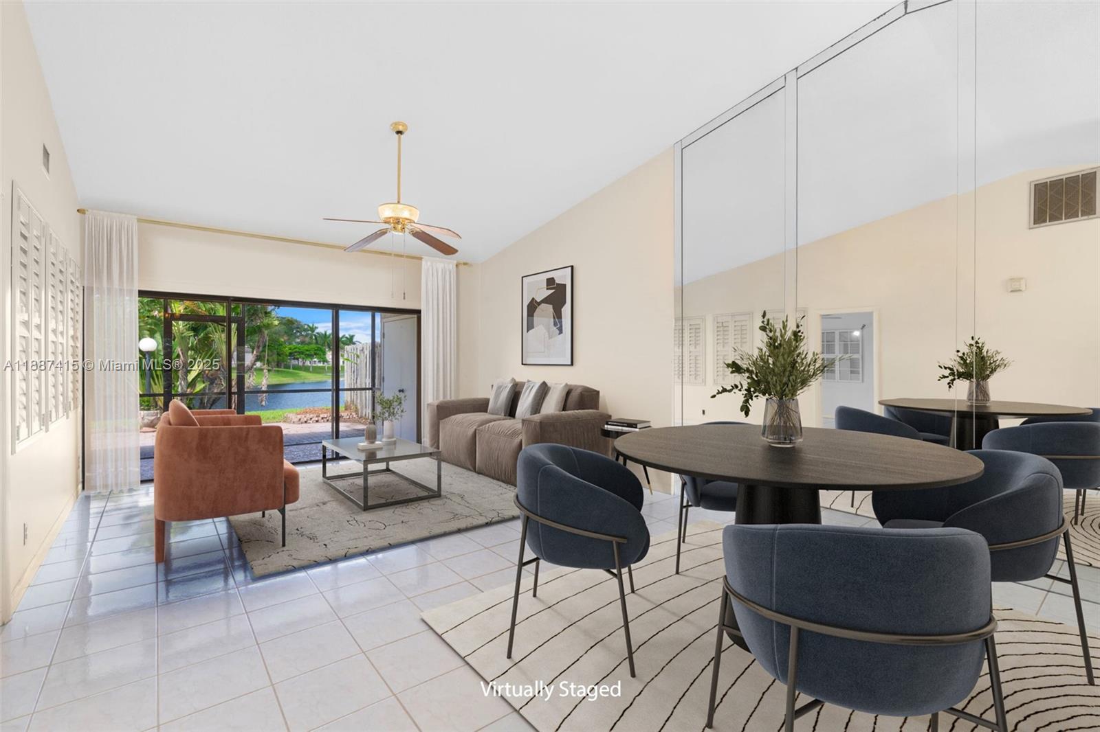 THE LAKES - Residential