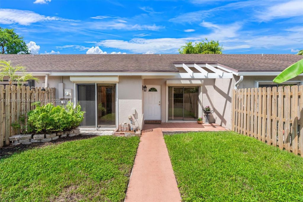 Photo of 5145 E Lakes Dr, Deerfield Beach, FL 33064 (MLS # A11887415)