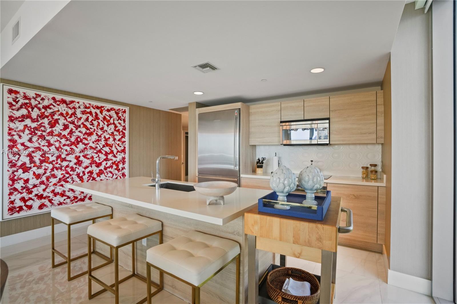 THE HARBOUR SOUTH CONDO - Residential Lease