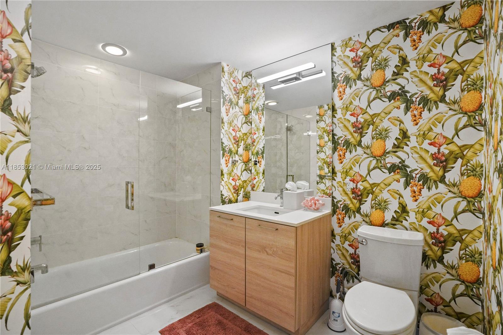 THE HARBOUR SOUTH CONDO - Residential Lease