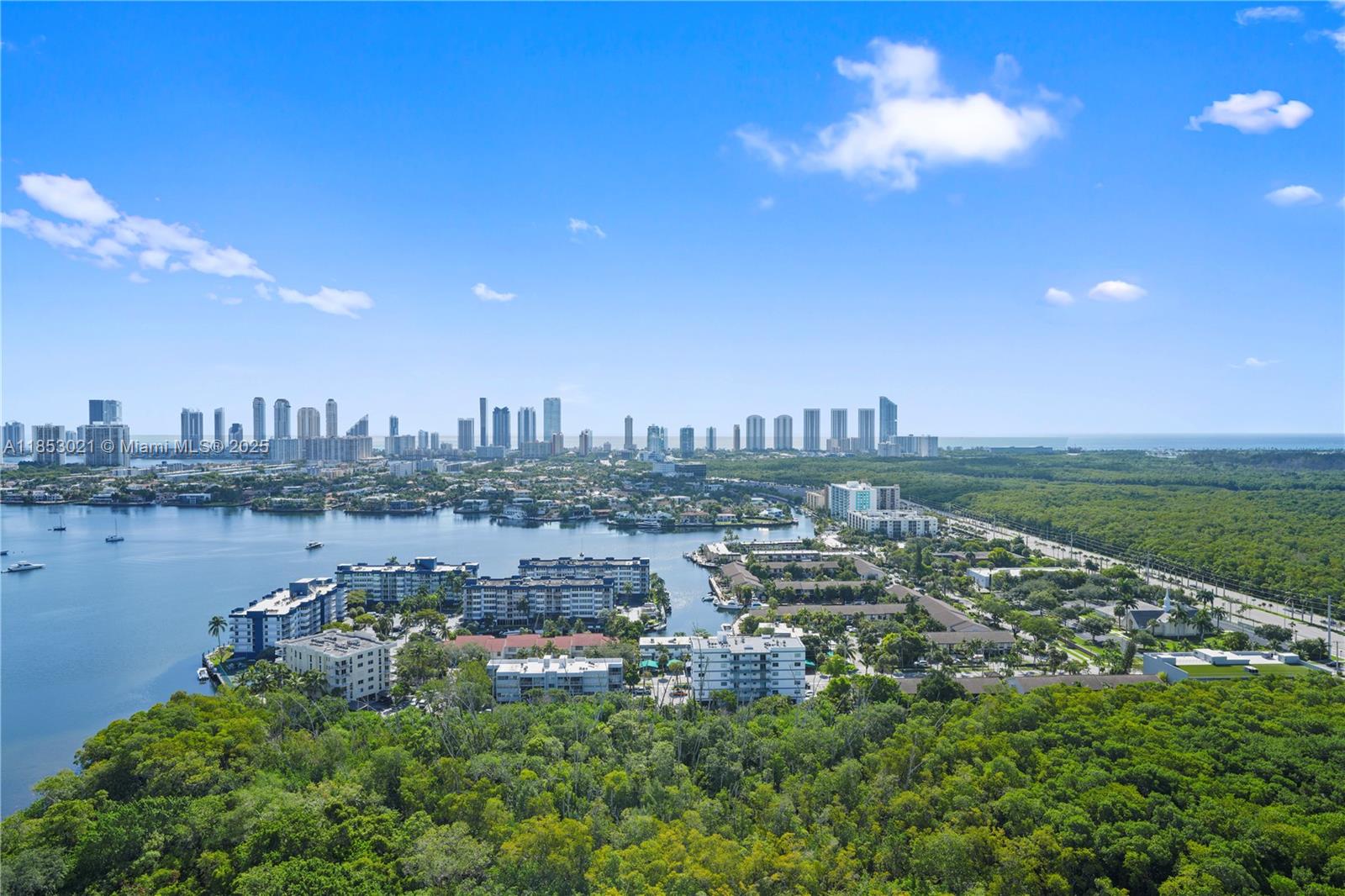 THE HARBOUR SOUTH CONDO - Residential Lease
