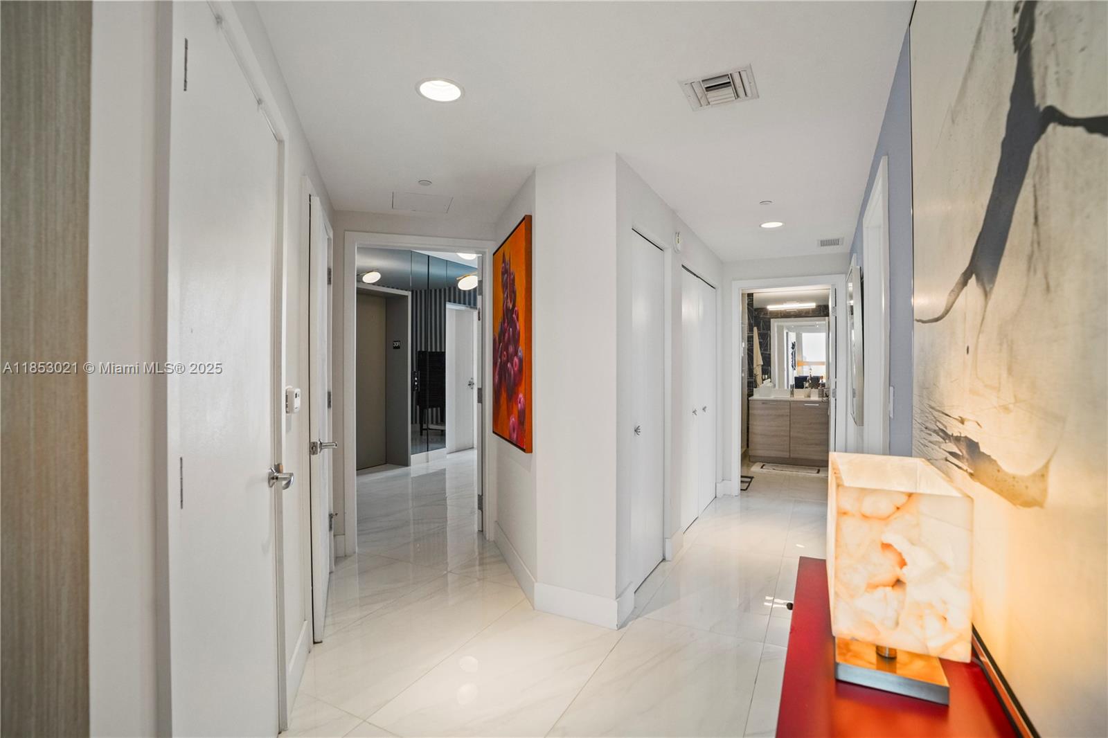 THE HARBOUR SOUTH CONDO - Residential Lease