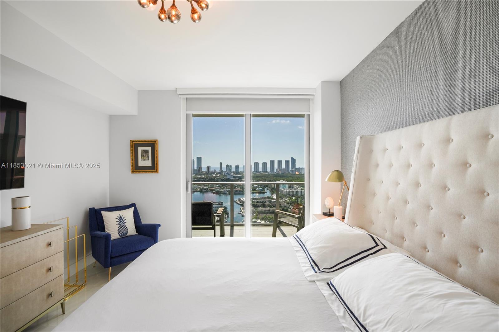 THE HARBOUR SOUTH CONDO - Residential Lease