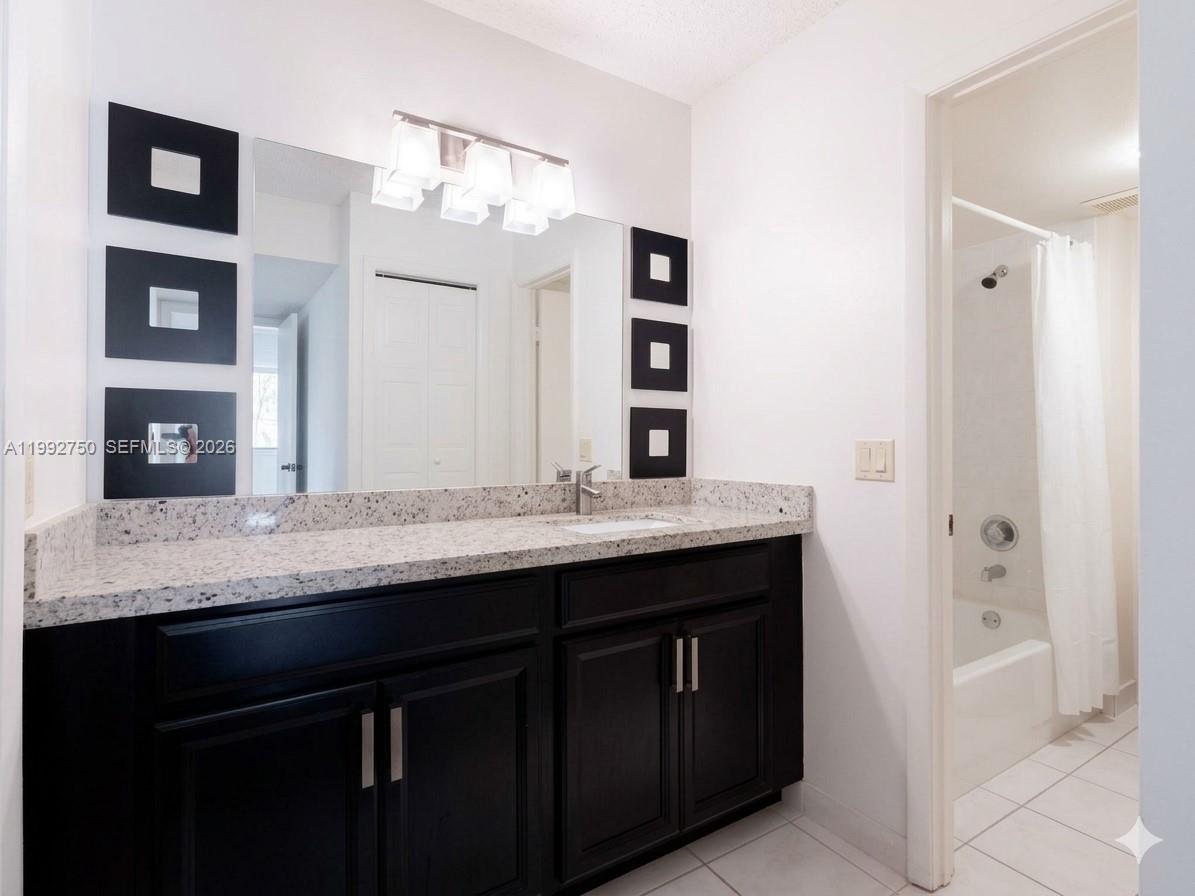 RACQUET CLUB APTS AT BONA - Residential Lease