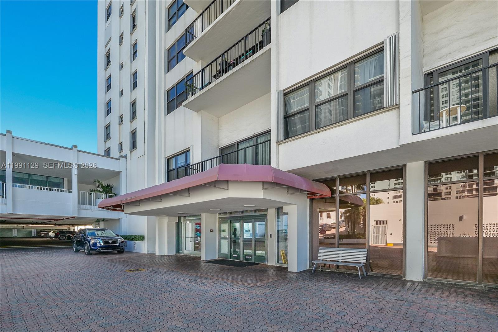 BRITANNIA AT QUADOMAIN CO - Residential Lease