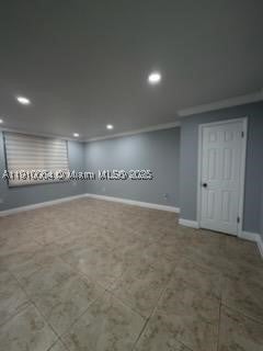 1805 W 56th St 412