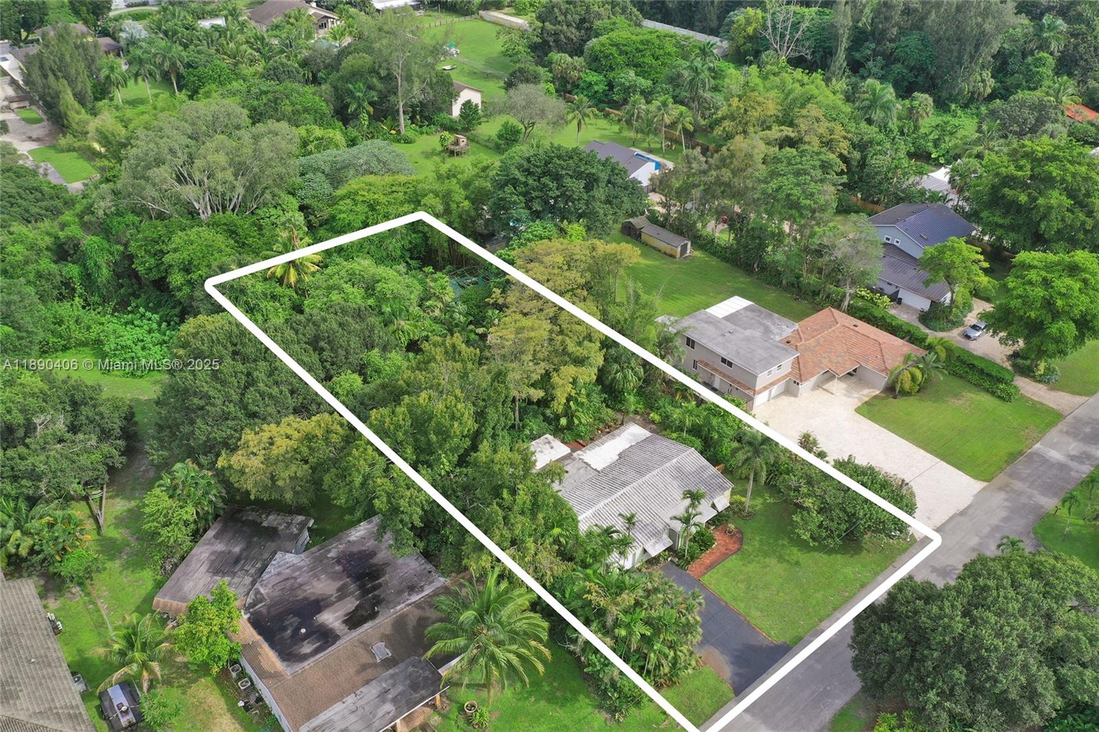 PLANTATION - Residential