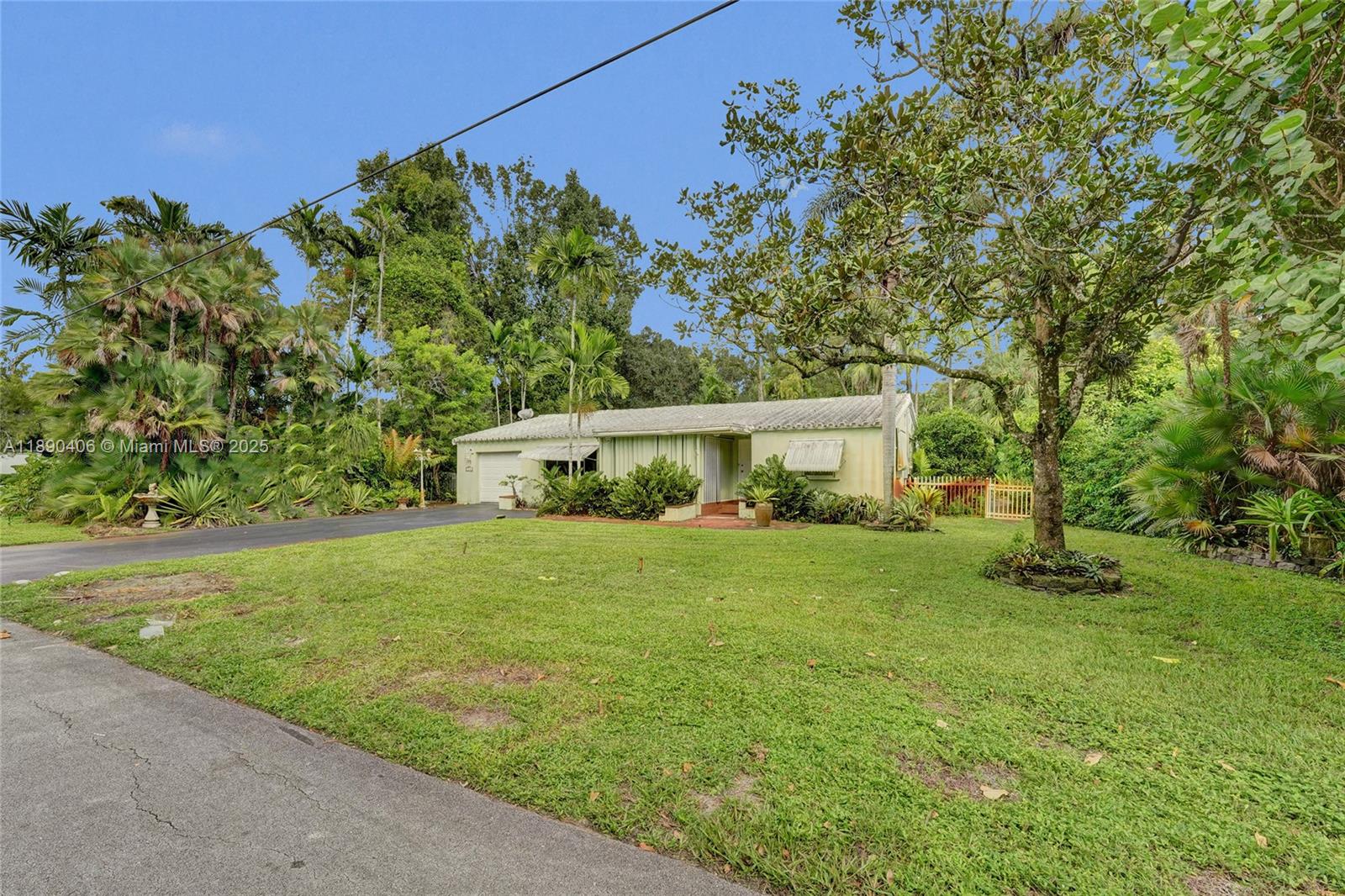 PLANTATION - Residential