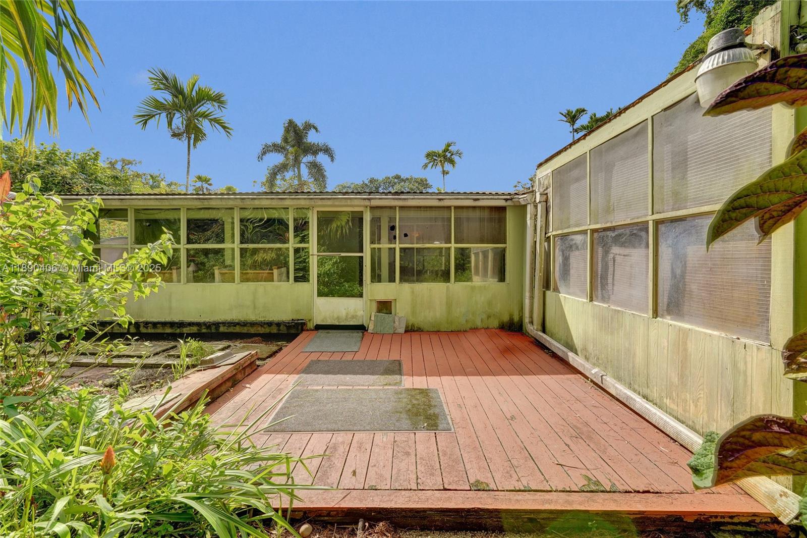 PLANTATION - Residential