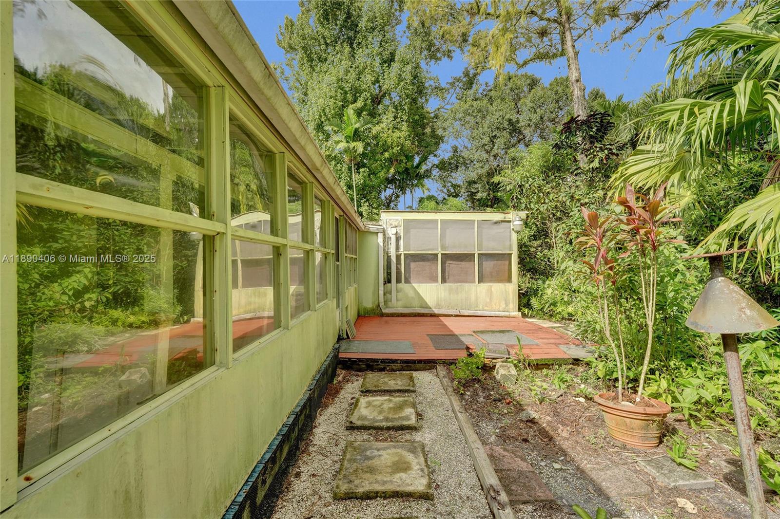 PLANTATION - Residential