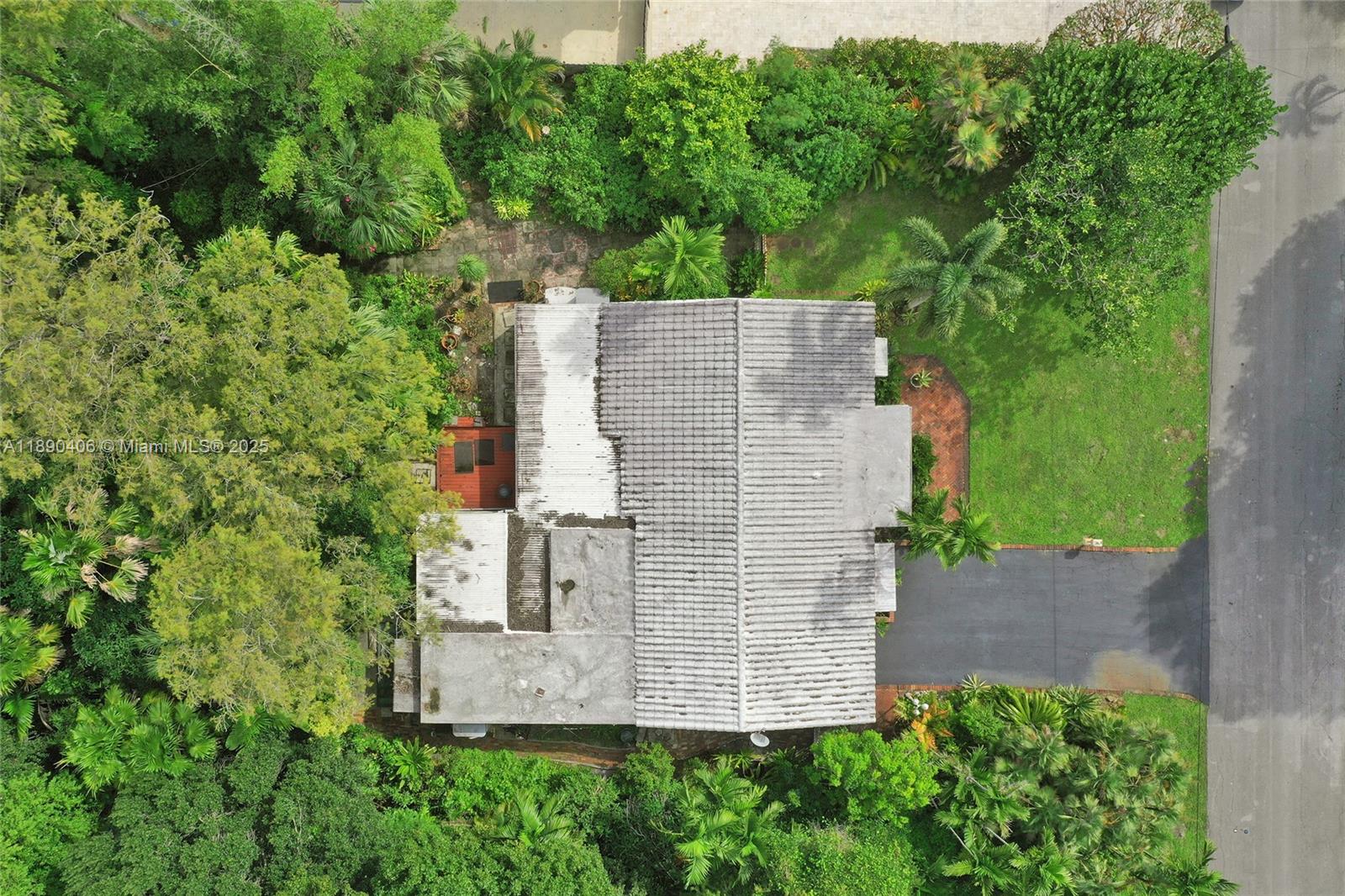 PLANTATION - Residential