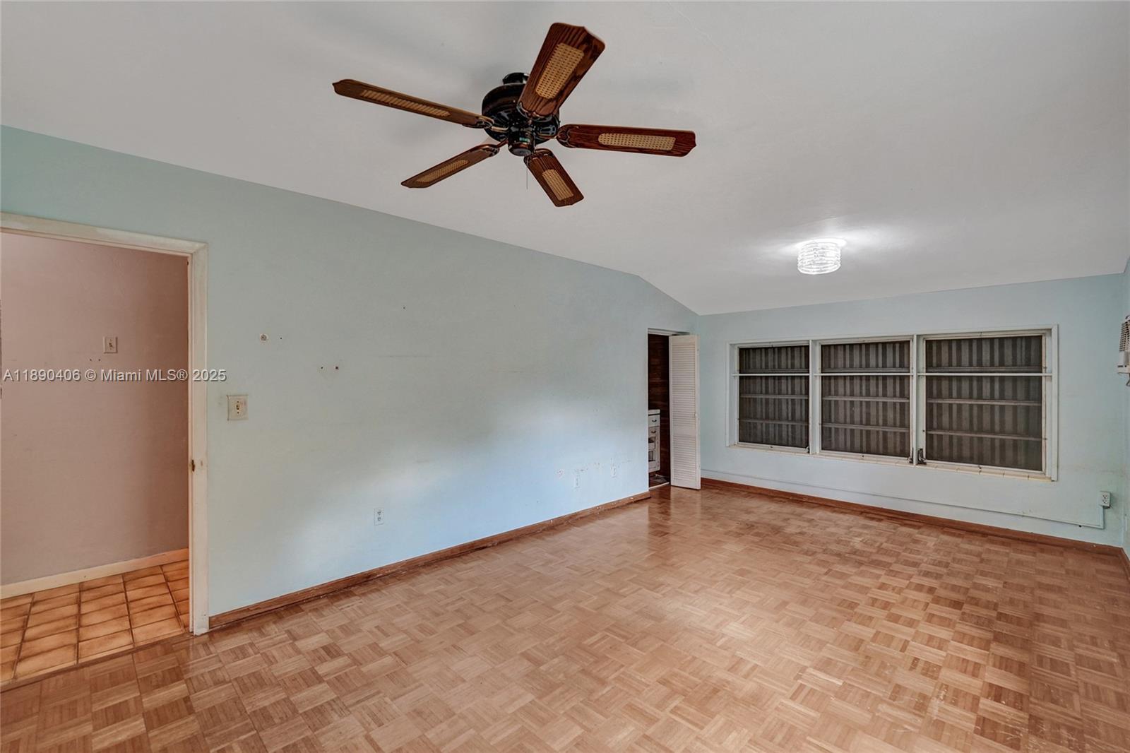 PLANTATION - Residential