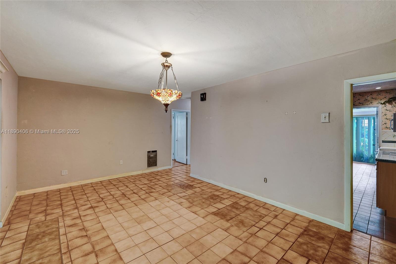 PLANTATION - Residential