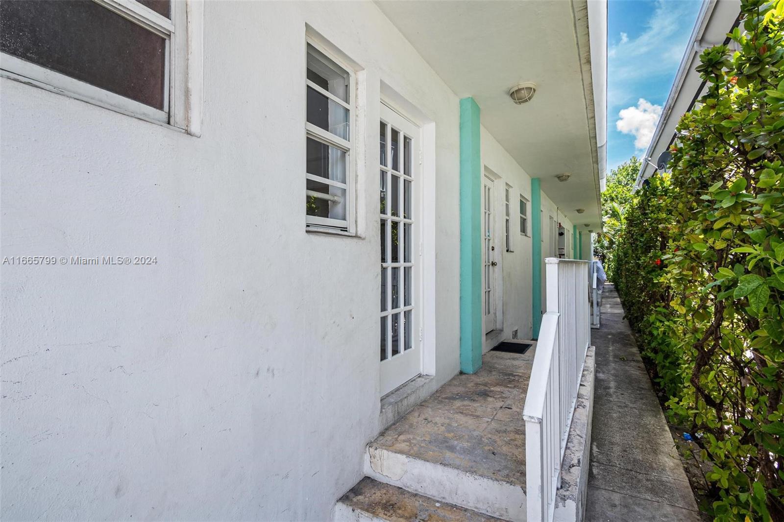 MERIDIAN COURT CONDO - Residential