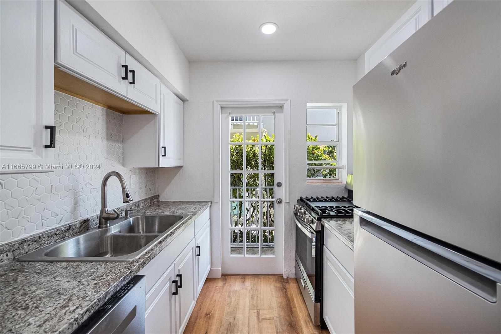 MERIDIAN COURT CONDO - Residential