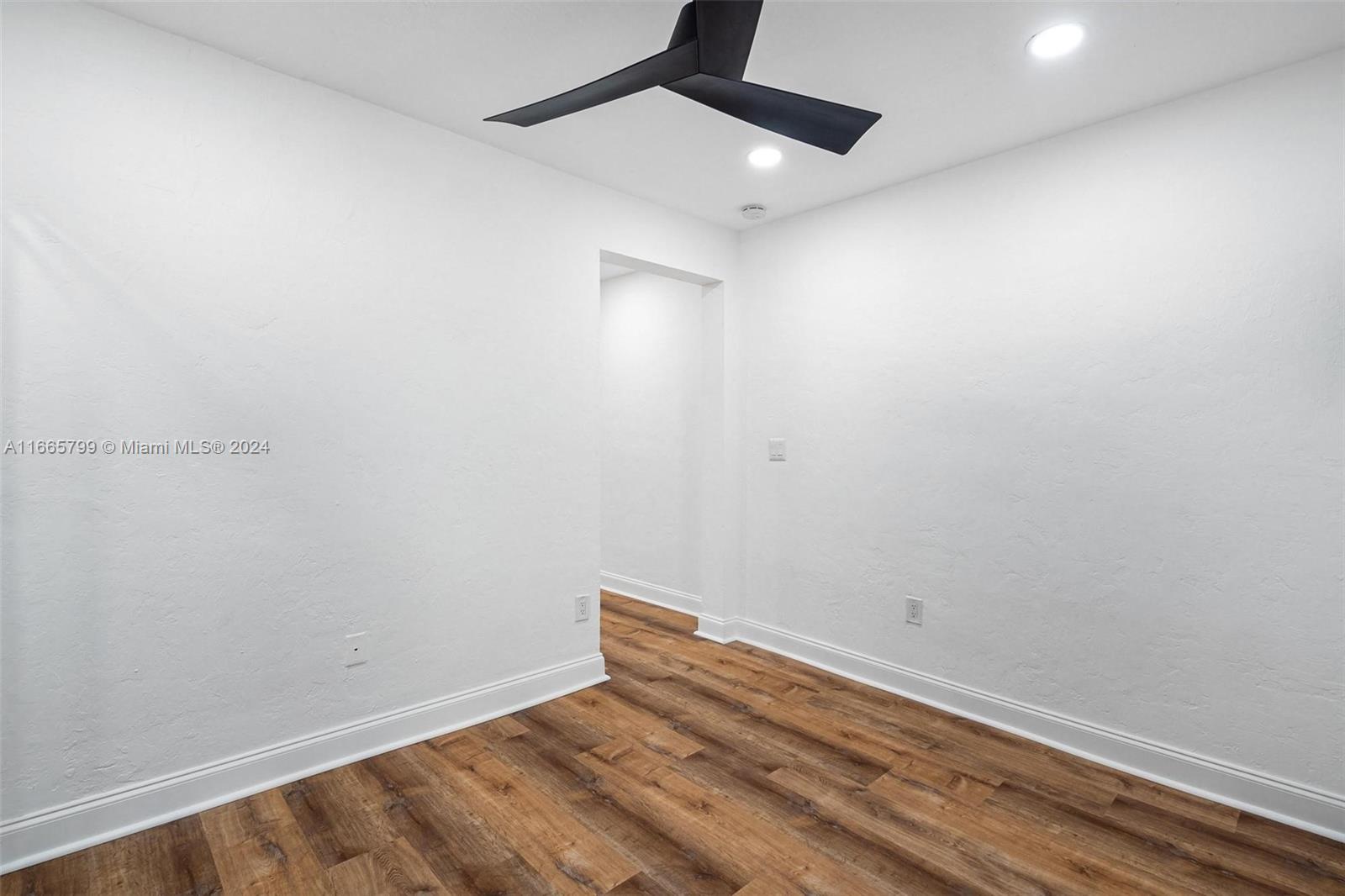 MERIDIAN COURT CONDO - Residential