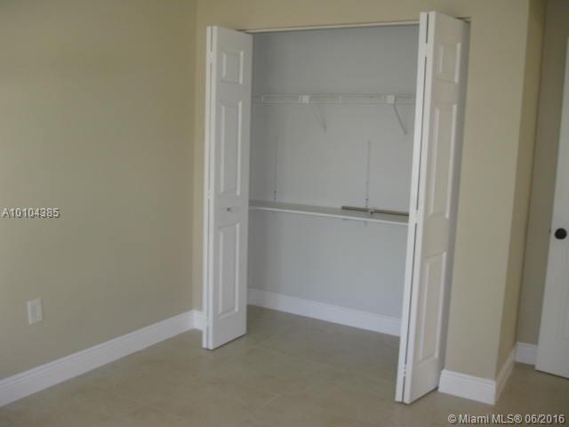 Lakes By The Bay - Residential