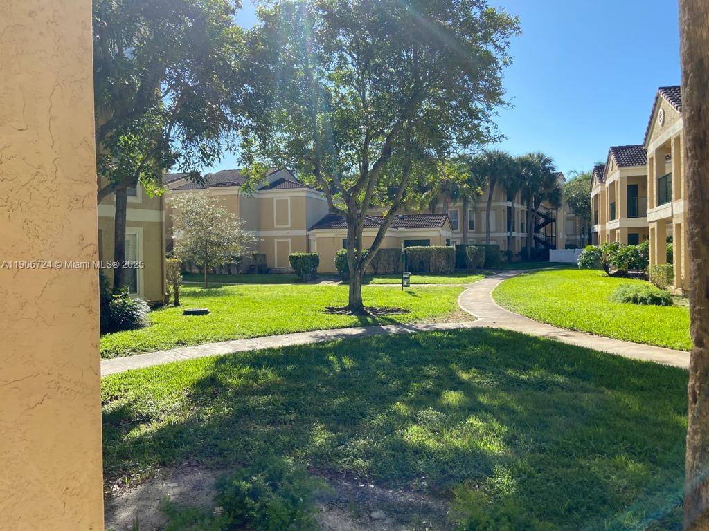 SAVANNAH AT RIVERSIDE COND - Residential Lease