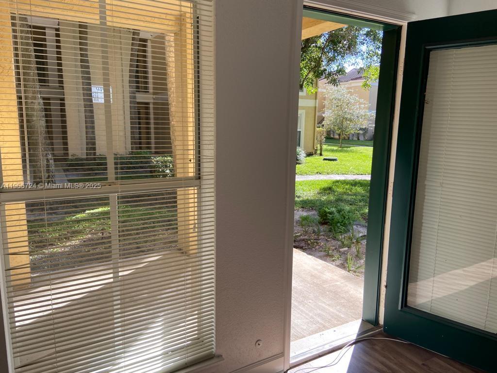 SAVANNAH AT RIVERSIDE COND - Residential Lease