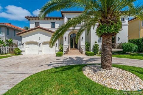 16433 NE 31st Ave North Miami Beach FL 33160