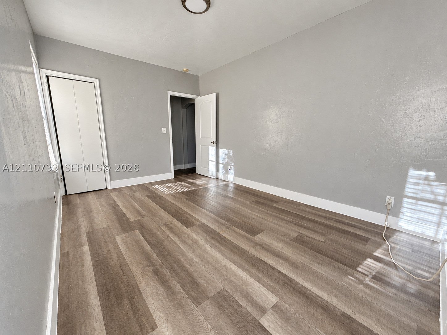 6940 Bay Dr 4
