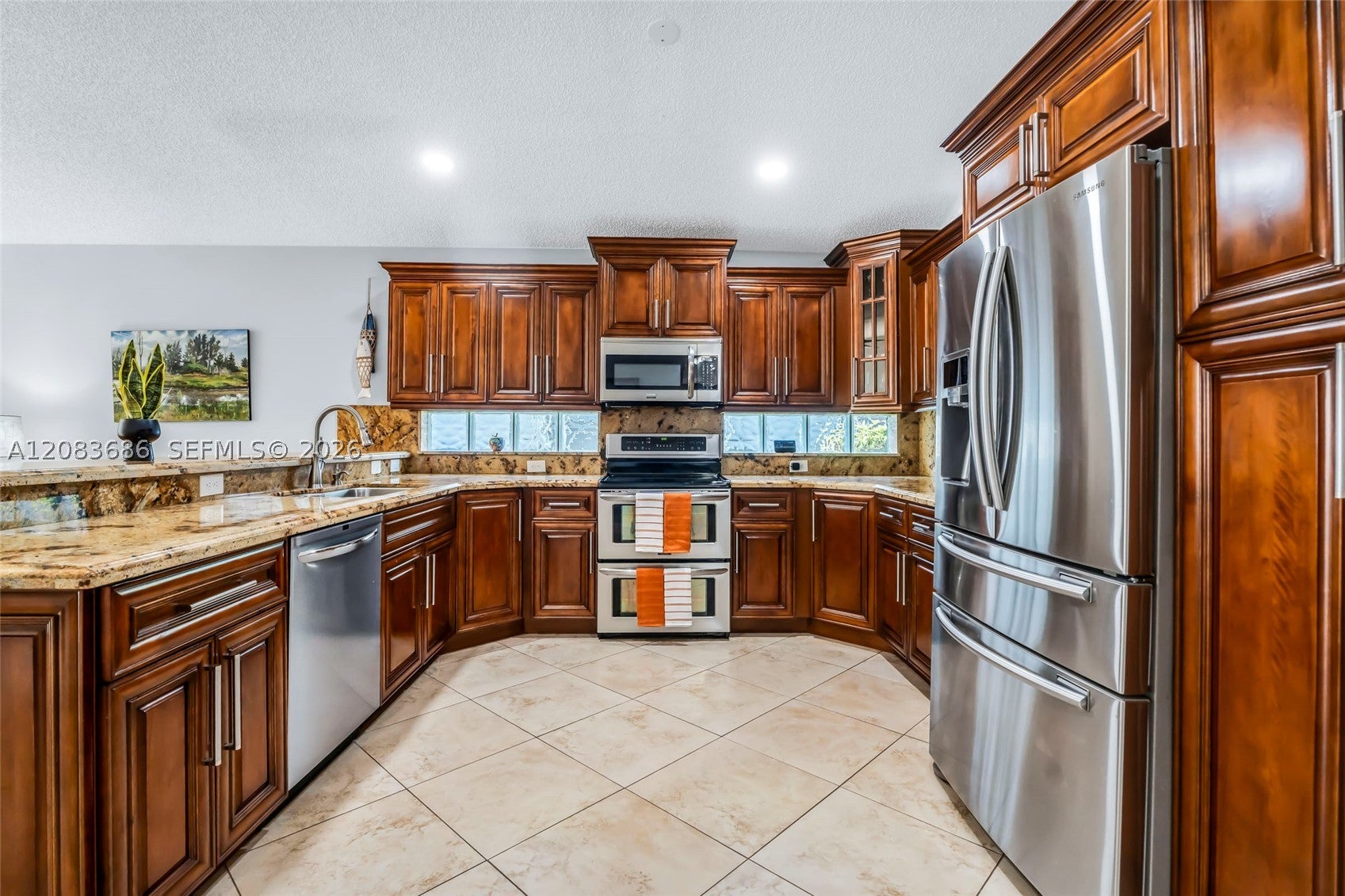 1387 SW 181st Ave, Pembroke Pines FL 33029