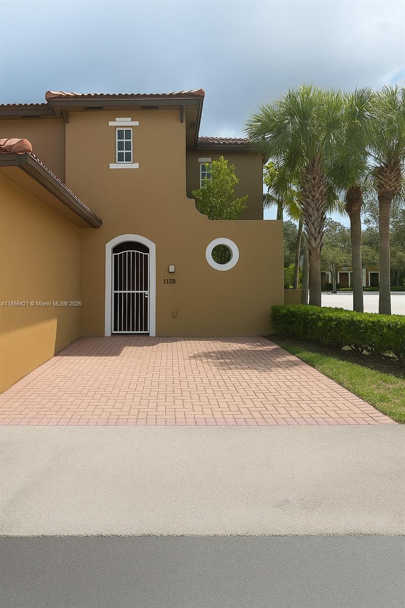 1130 SW 147th Ave 0